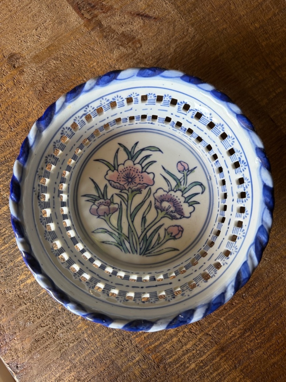 Vintage Porcelain Chinese Lattice Bowl